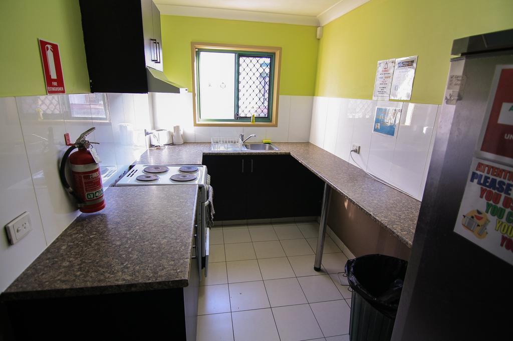 Sleeping Inn Backpackers Resort غولد كوست المظهر الخارجي الصورة