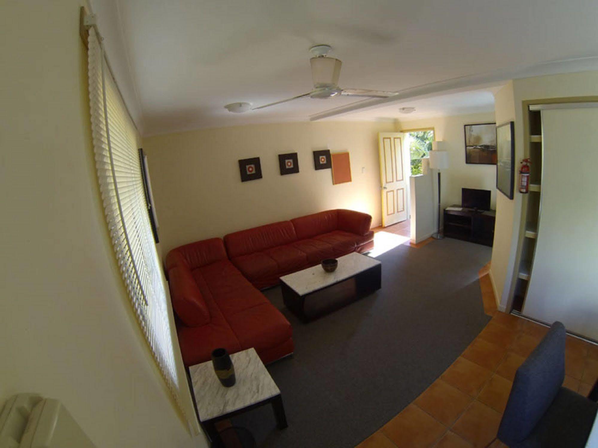 Sleeping Inn Backpackers Resort غولد كوست المظهر الخارجي الصورة