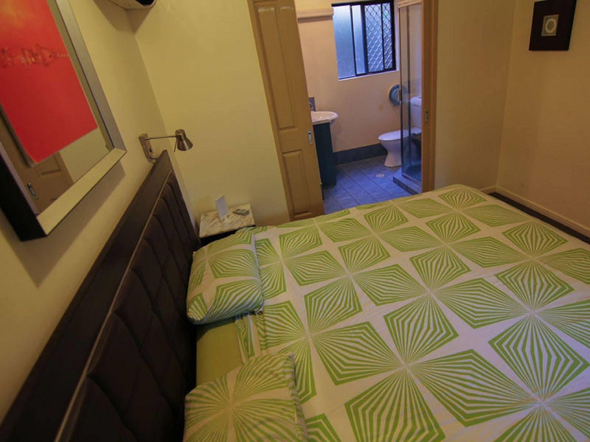 Sleeping Inn Backpackers Resort غولد كوست المظهر الخارجي الصورة