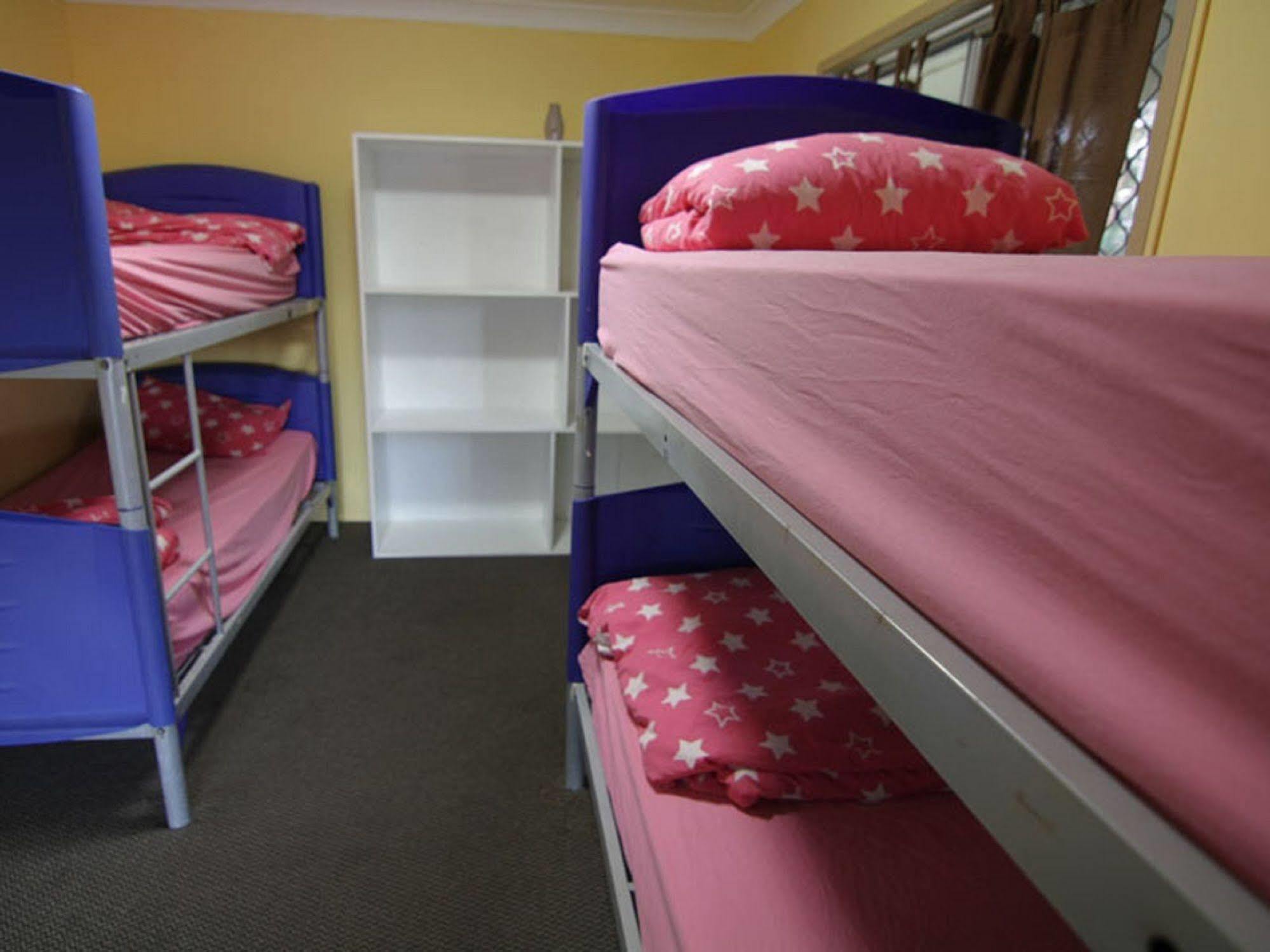 Sleeping Inn Backpackers Resort غولد كوست المظهر الخارجي الصورة