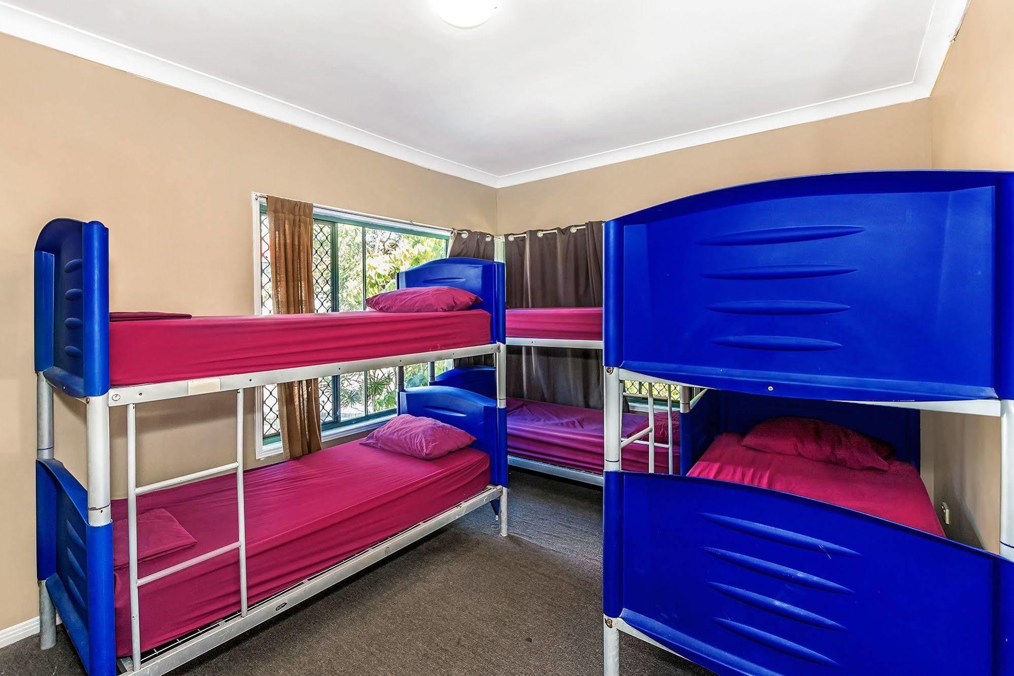 Sleeping Inn Backpackers Resort غولد كوست المظهر الخارجي الصورة