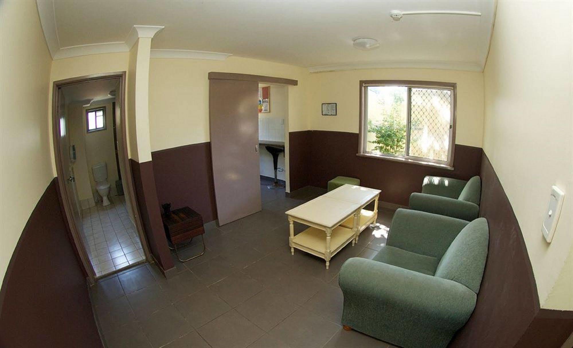 Sleeping Inn Backpackers Resort غولد كوست المظهر الخارجي الصورة