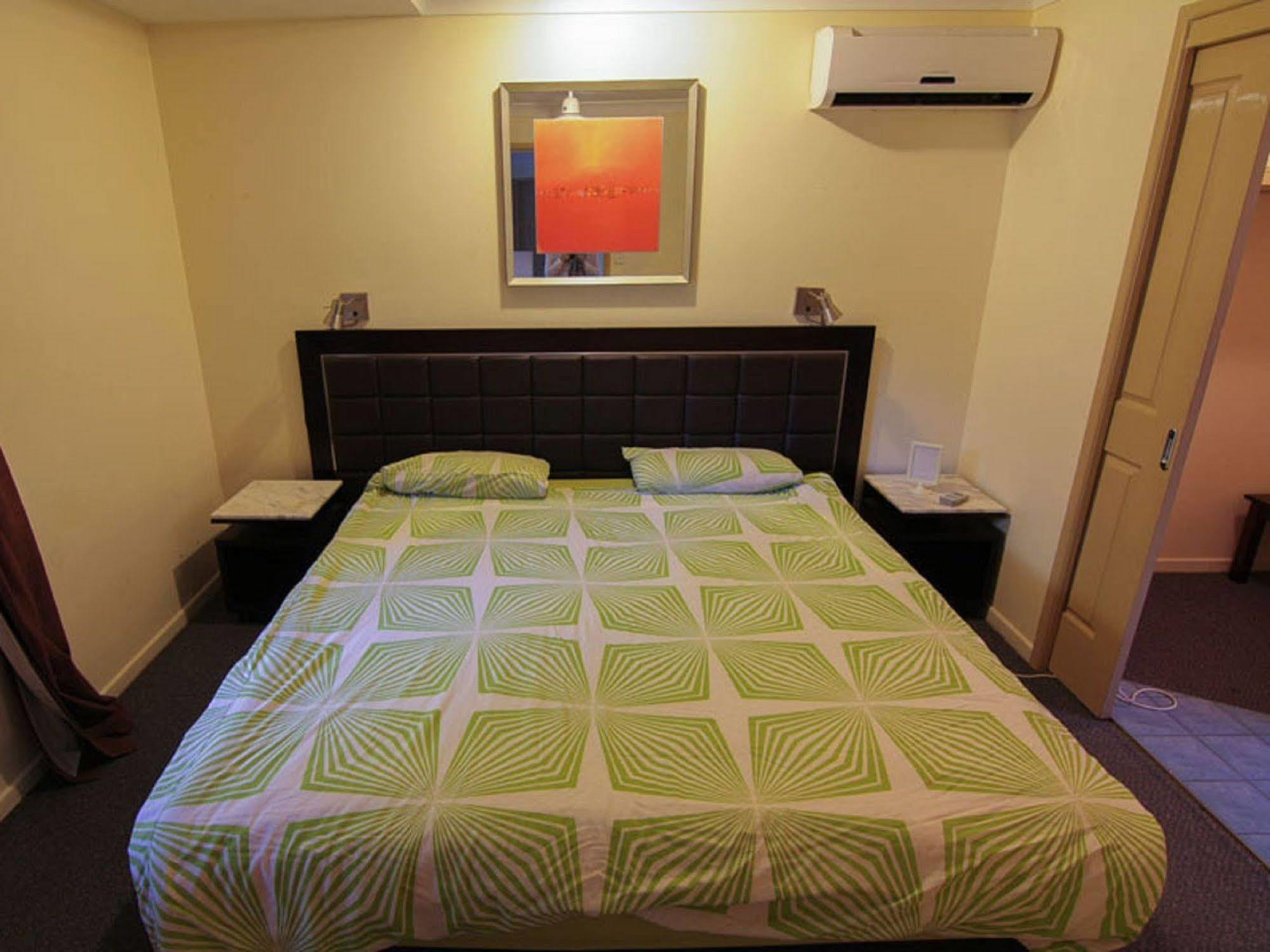 Sleeping Inn Backpackers Resort غولد كوست المظهر الخارجي الصورة