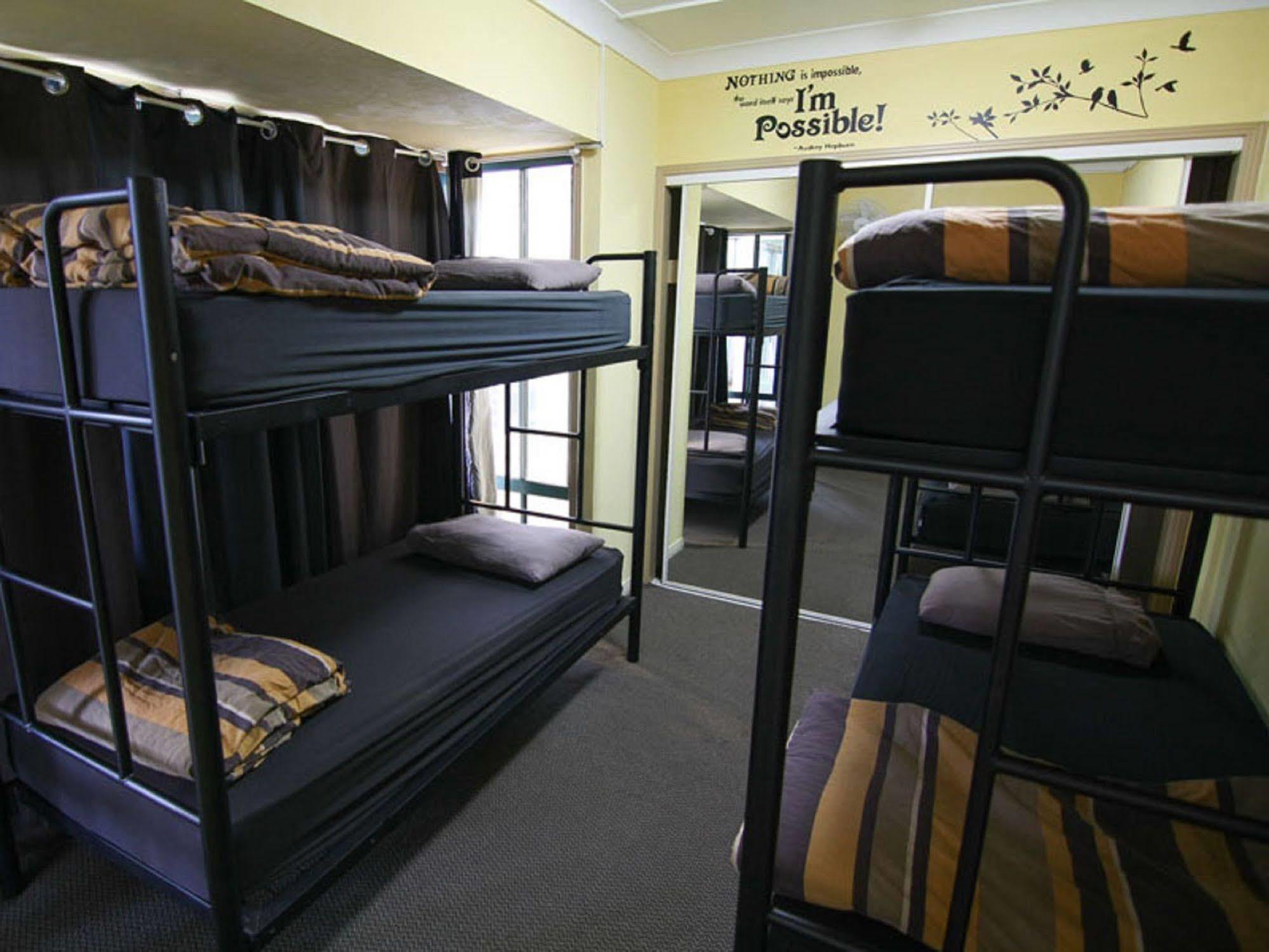 Sleeping Inn Backpackers Resort غولد كوست المظهر الخارجي الصورة