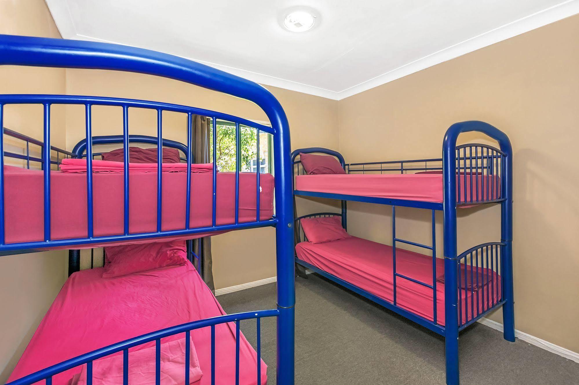 Sleeping Inn Backpackers Resort غولد كوست المظهر الخارجي الصورة