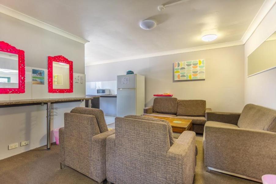 Sleeping Inn Backpackers Resort غولد كوست المظهر الخارجي الصورة